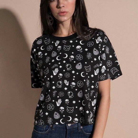Tops - Gothic Witch Halloween Shirt.